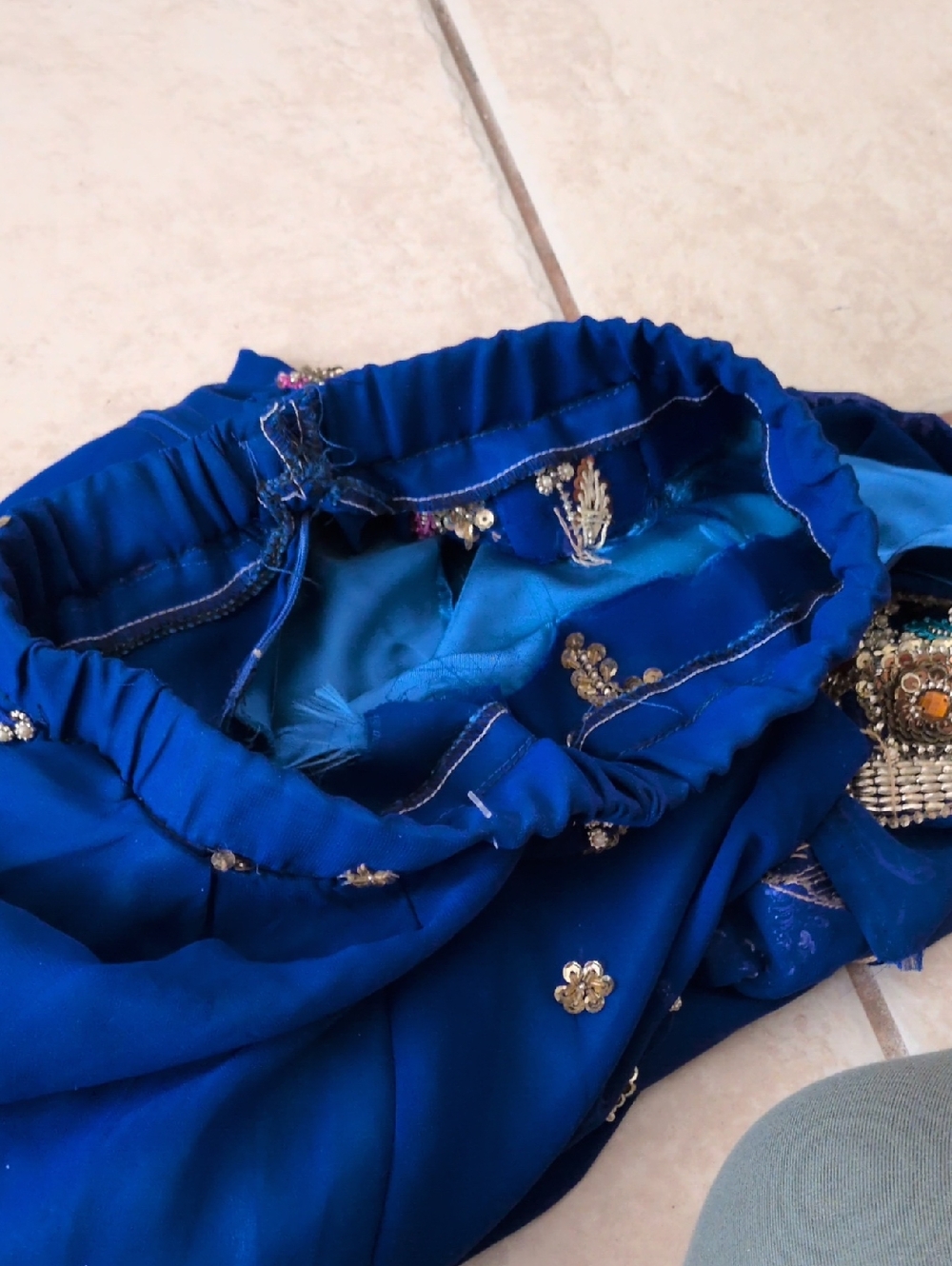 Handmade 2 Piece Blue Embellished Indian Dress Lehenga Size Small - Picture 4 of 12